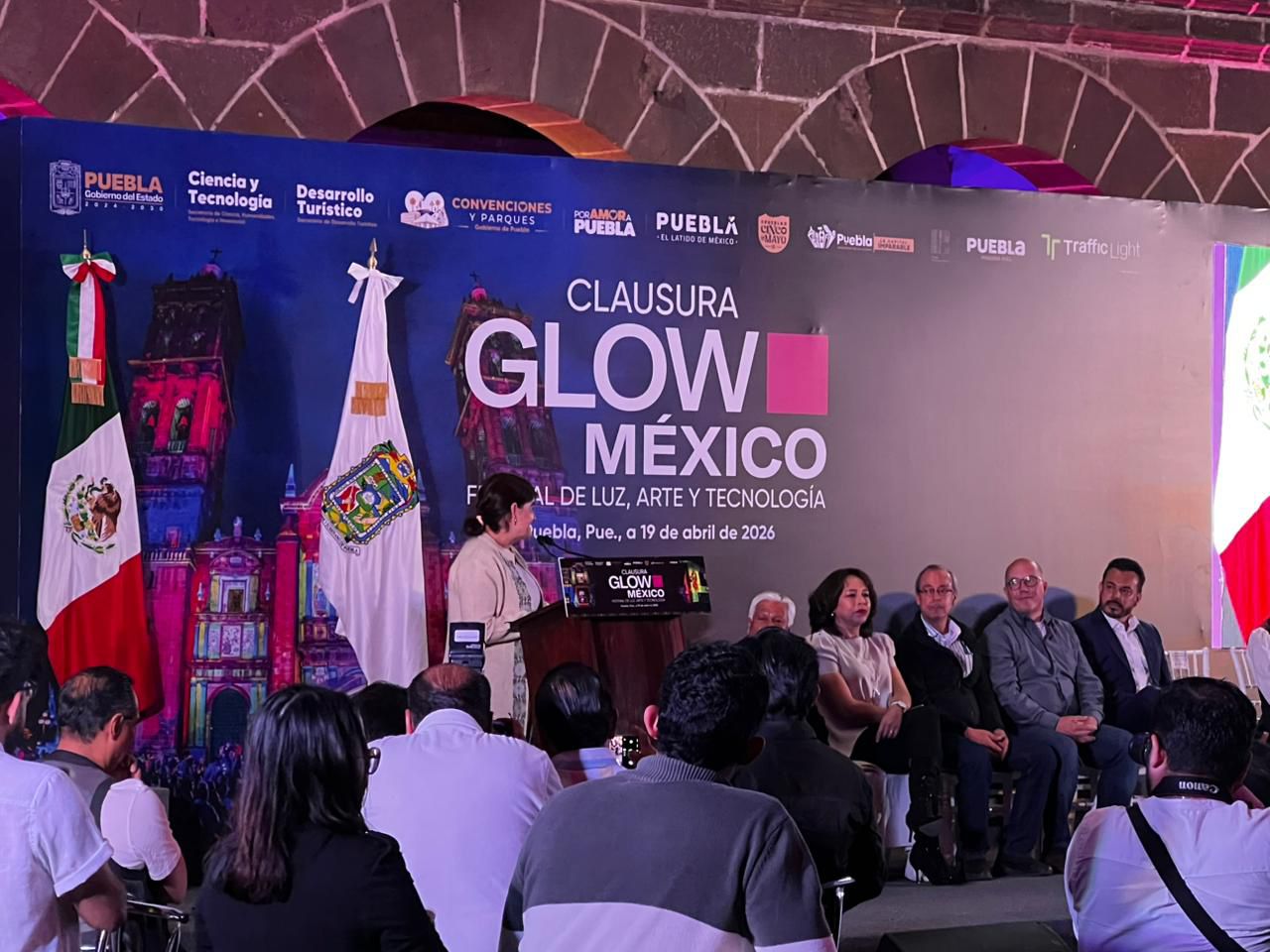 Glow México supera expectativas en Puebla