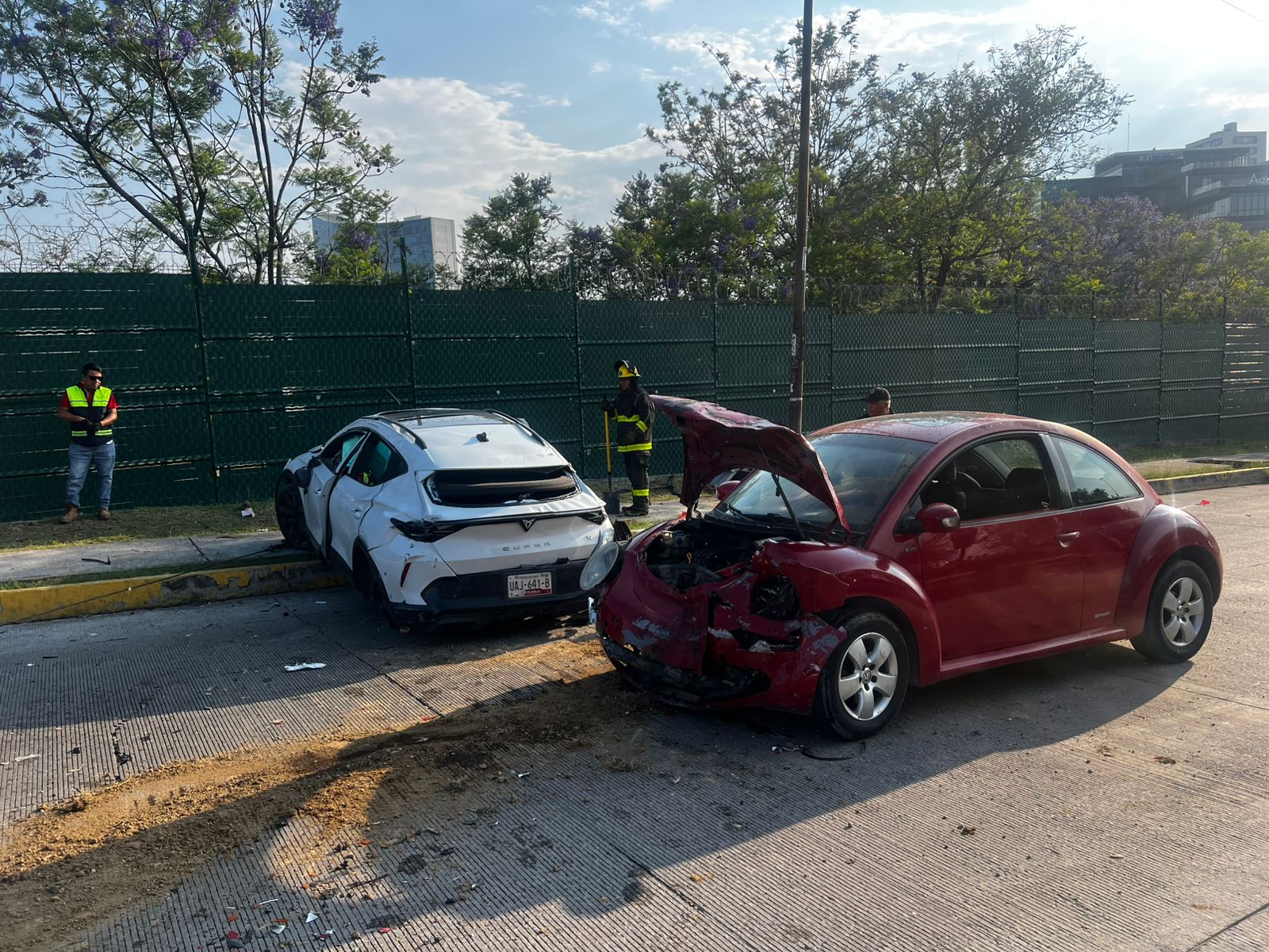 Cupra desata brutal choque en Atlixcáyotl