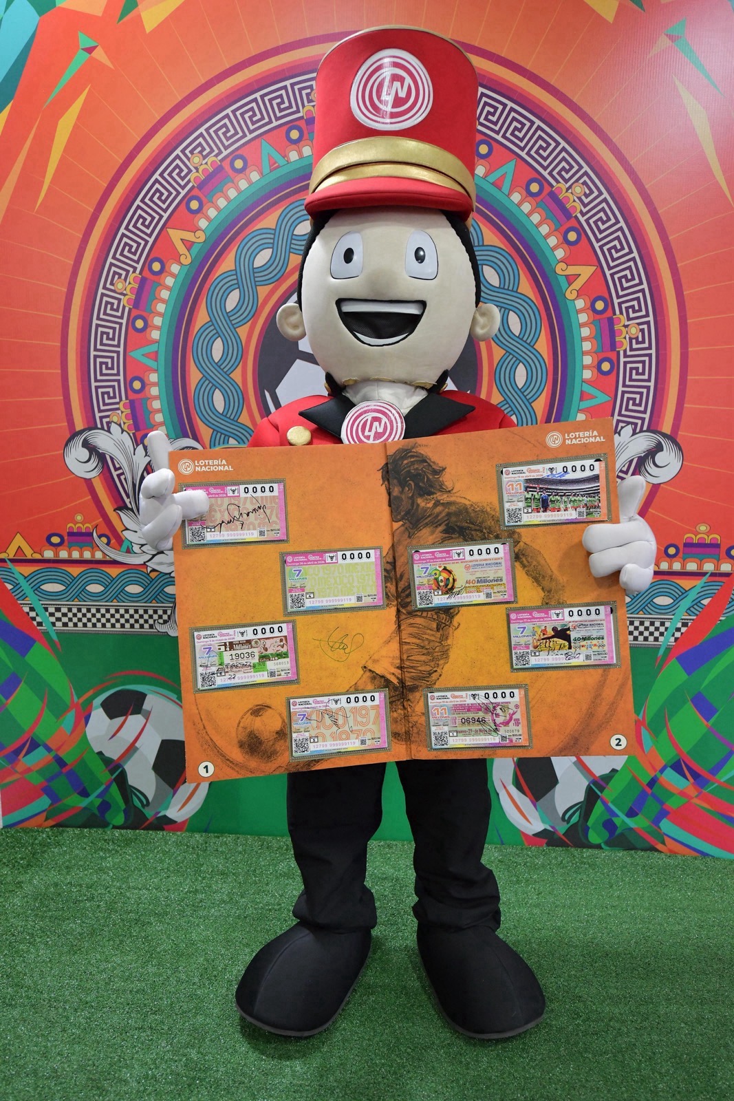 ¡Fiebre mundialista! Panini y Lotería Nacional lanzan álbum retro gratuito_foto2