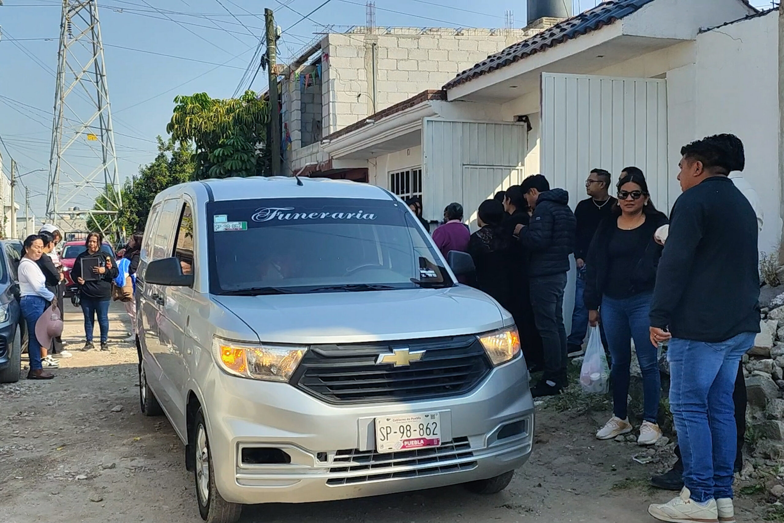 Familia y amigos despiden a Blanca Adriana en Puebla