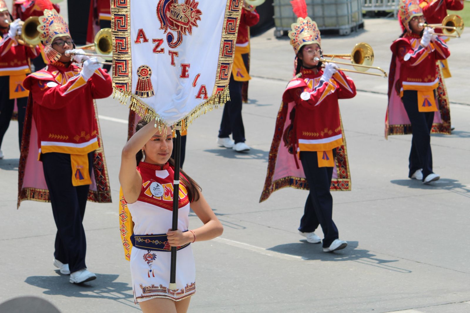 Desfile del 5 de Mayo reúne historia y tecnología