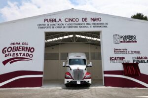 Puebla se posiciona a la vanguardia logística y carretera