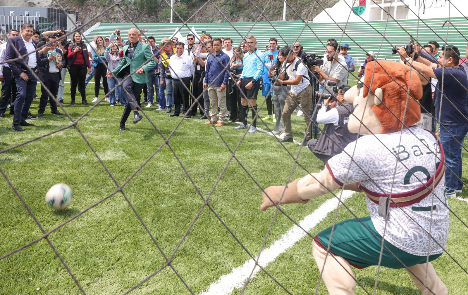 Summit 2026 impulsa talento juvenil con figuras del fútbol
