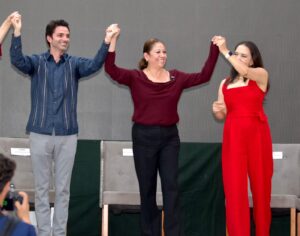 Laura Artemisa reconoce labor de más de 5 mil docentes