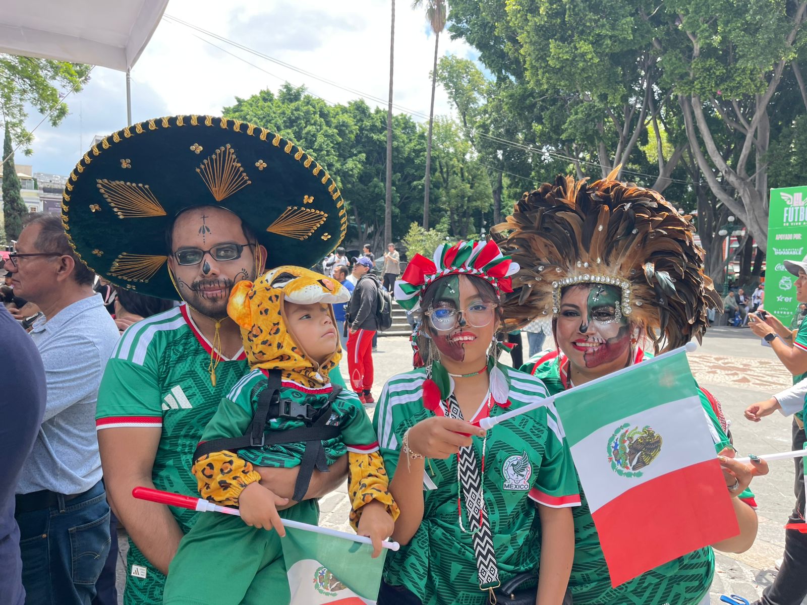 Puebla vive la fiesta del Mundial en el Zócalo