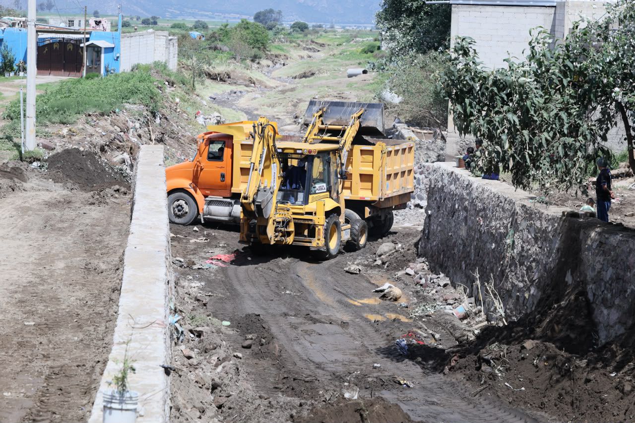 Atienden 12 emergencias por lluvias en Puebla